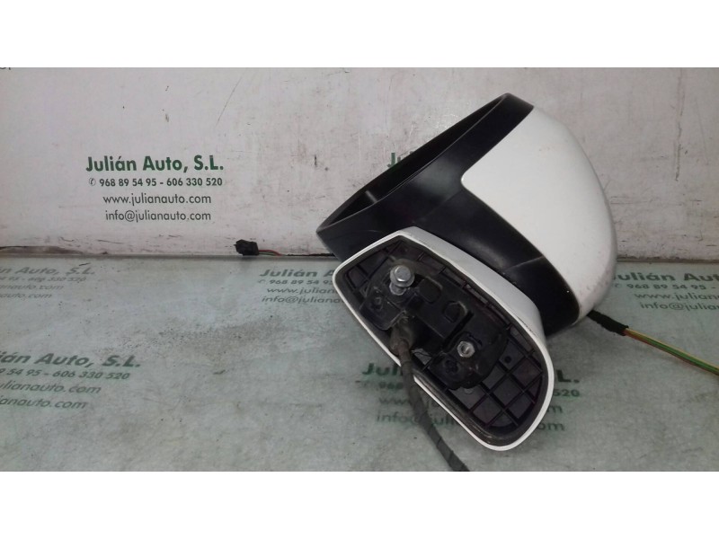 Recambio de retrovisor izquierdo para citroen c4 berlina cool referencia OEM IAM 0309023  ELECTRICO
