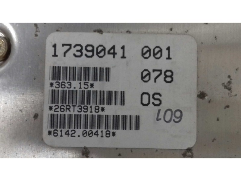 Recambio de centralita motor uce para bmw serie 3 berlina (e36) 318i referencia OEM IAM 0261200520 1739041001 BOSCH