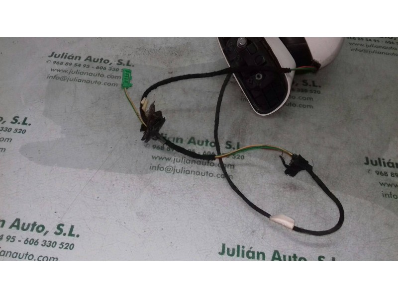 Recambio de retrovisor izquierdo para citroen c4 berlina cool referencia OEM IAM 0309023  ELECTRICO