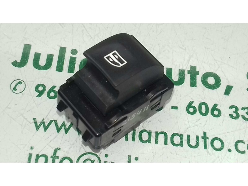 Recambio de mando elevalunas delantero derecho para renault scenic iii dynamique referencia OEM IAM 809600018R  