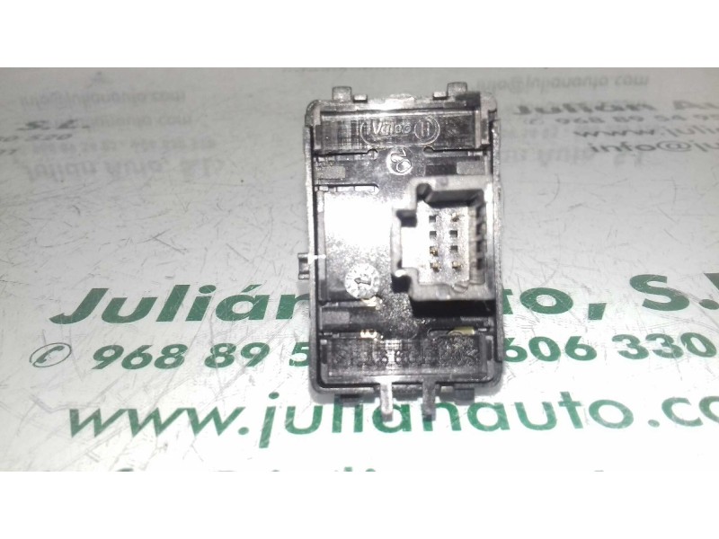 Recambio de mando elevalunas trasero derecho para renault scenic iii dynamique referencia OEM IAM 254010003R  