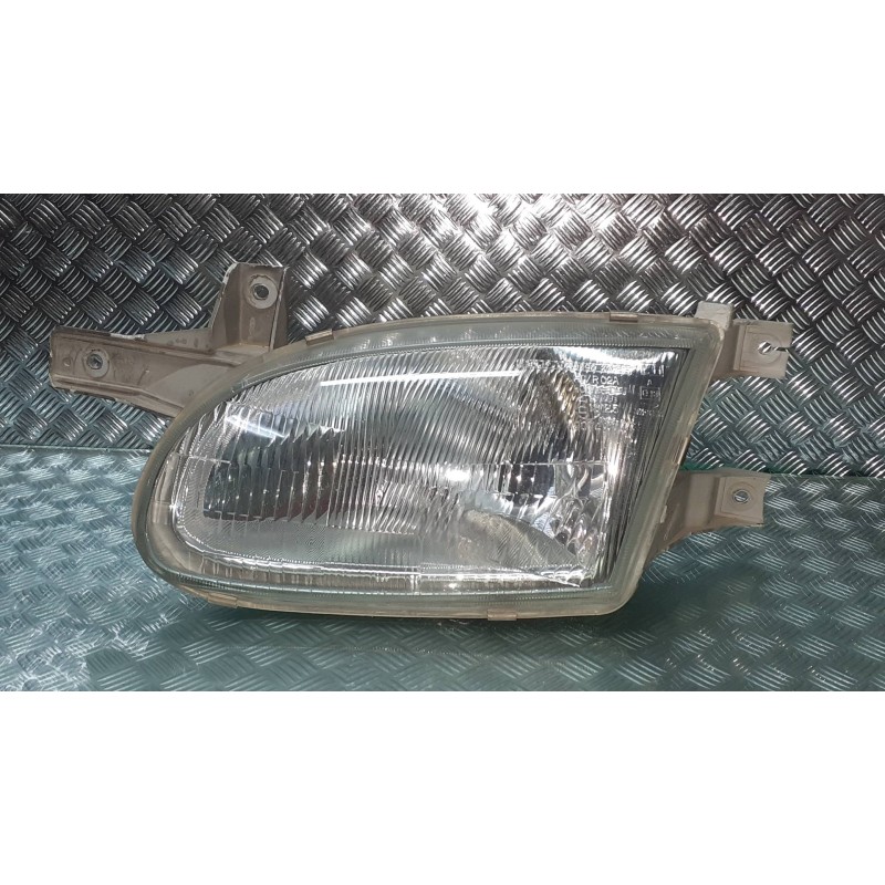 Recambio de faro izquierdo para hyundai accent (x3) 1.3 ls referencia OEM IAM 1010896  