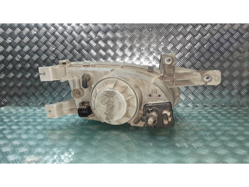 Recambio de faro izquierdo para hyundai accent (x3) 1.3 ls referencia OEM IAM 1010896  