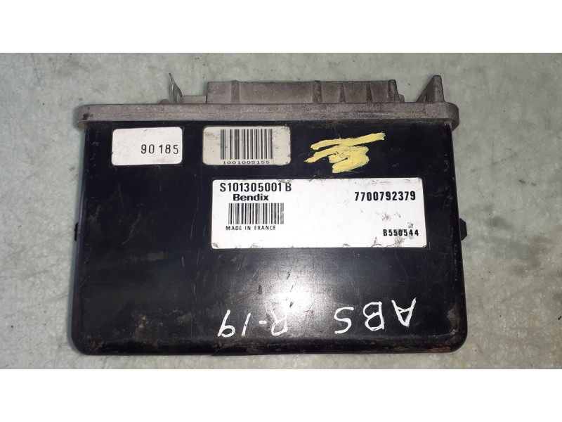 Recambio de centralita motor uce para renault 19 hatchback (b/c53) 16v referencia OEM IAM 7700792379 S101305001B B550544 Recambio de centralita motor uce para renault 19 hatchback (b/c53) 16v referencia OEM IAM 7700792379 S101305001B B550544