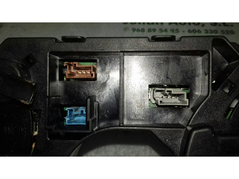 Recambio de mando limpia para citroen c4 berlina cool referencia OEM IAM 251654  VALEO