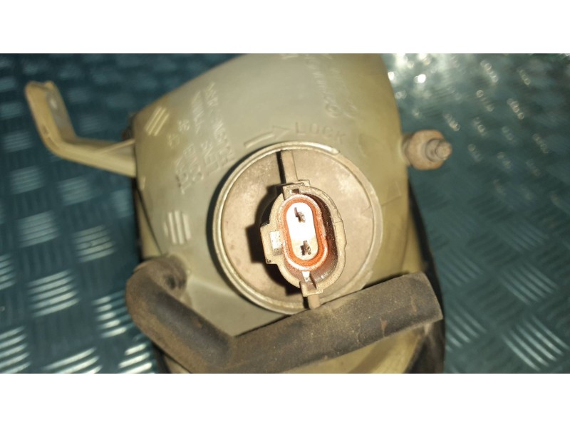 Recambio de piloto delantero izquierdo para hyundai accent (x3) 1.3 ls referencia OEM IAM 92301223  