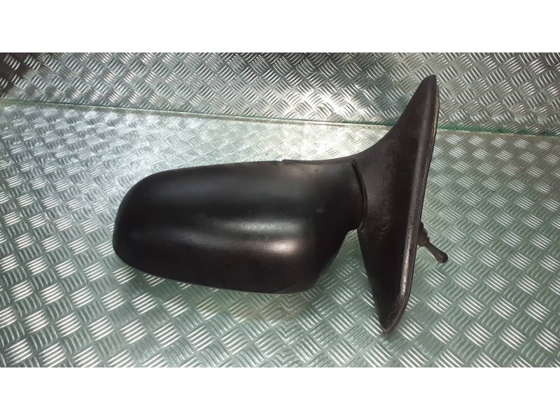 Recambio de retrovisor izquierdo para hyundai accent (x3) 1.3 ls referencia OEM IAM X3LH4D X34DRLHL MANUAL