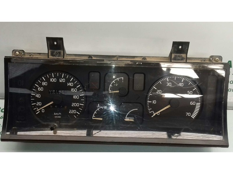 Recambio de cuadro instrumentos para renault 19 hatchback (b/c53) gtr referencia OEM IAM 7700815940 21571009  Recambio de cuadro instrumentos para renault 19 hatchback (b/c53) gtr referencia OEM IAM 7700815940 21571009