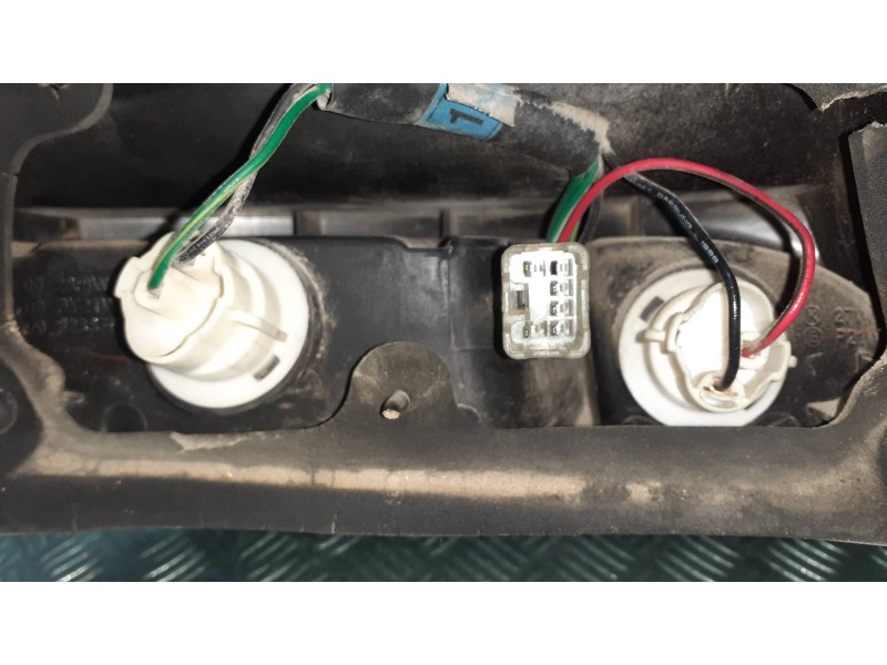 Recambio de piloto trasero derecho para hyundai accent (x3) 1.3 ls referencia OEM IAM 082211932RB  