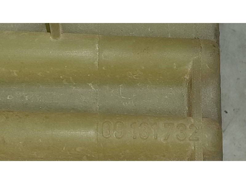 Recambio de modulo electronico para opel astra g berlina club referencia OEM IAM 09131732 252619 DELPHI