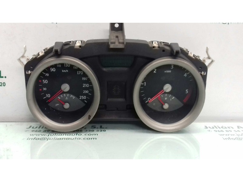 Recambio de cuadro instrumentos para renault megane ii classic berlina confort authentique referencia OEM IAM 8200399695  