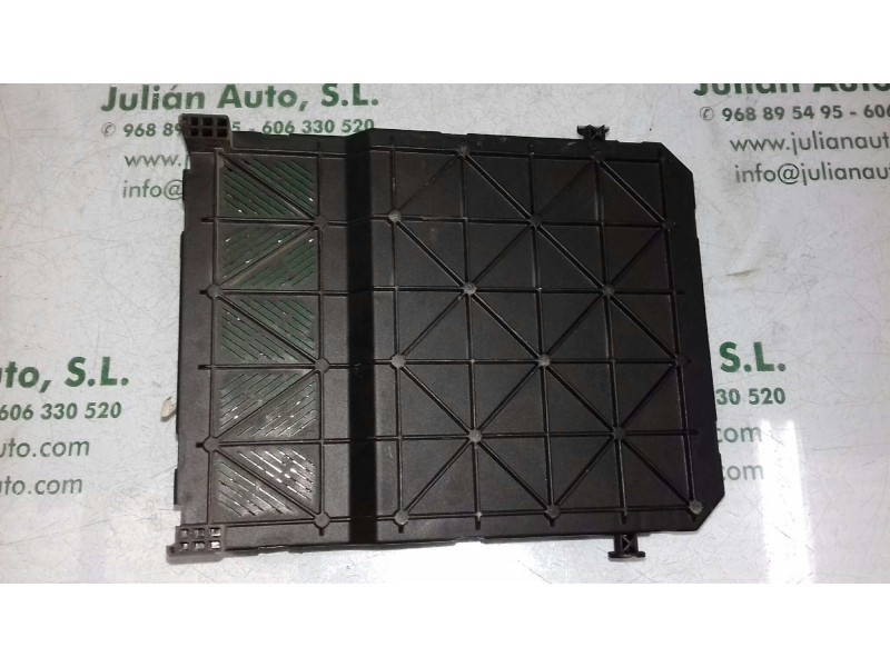Recambio de caja reles / fusibles para peugeot 206 berlina xt referencia OEM IAM 9646777380 BSI E02 00 MG
