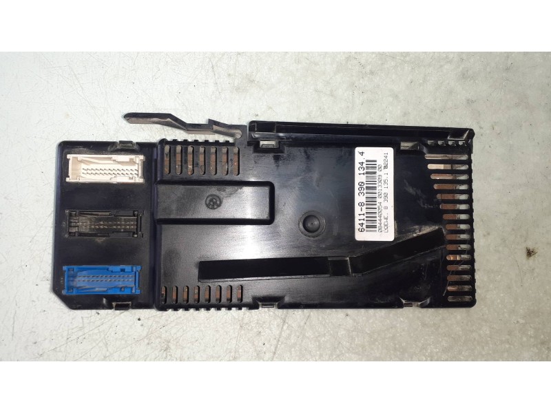 Recambio de centralita aire acondicionado para bmw serie 5 touring (e34) 525tds referencia OEM IAM 641183901344 64118390 