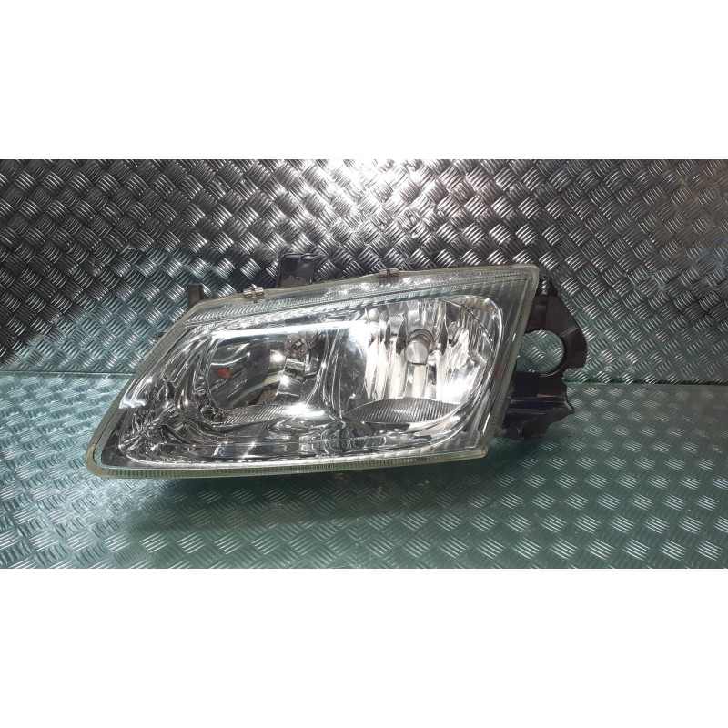 Recambio de faro izquierdo para nissan almera (n16/e) line up referencia OEM IAM 89004856 08H42 26026BN011