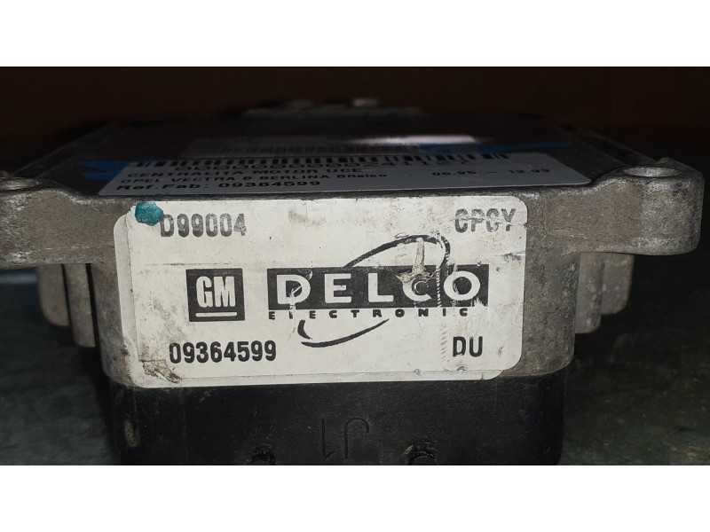Recambio de centralita motor uce para opel vectra b berlina básico referencia OEM IAM 09364599 09364599 GM