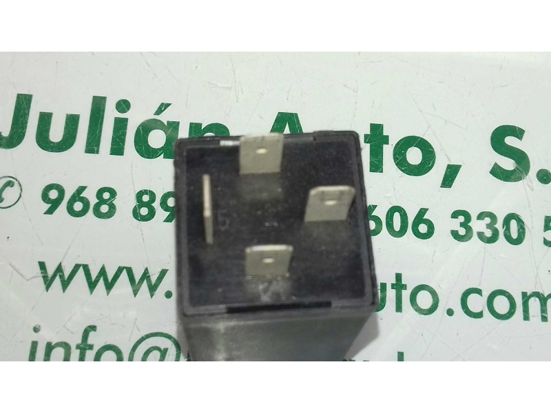 Recambio de rele para audi a8 (d2) 4.2 v8 32v referencia OEM IAM 4D0907131 025228 RELE 382