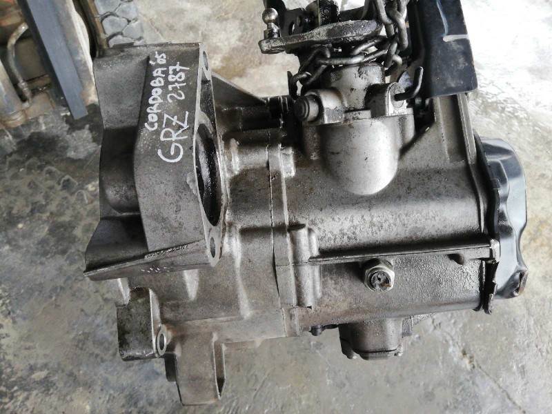 Recambio de caja cambios para seat cordoba berlina (6l2) stella referencia OEM IAM GRZ  5 VELOCIDADES