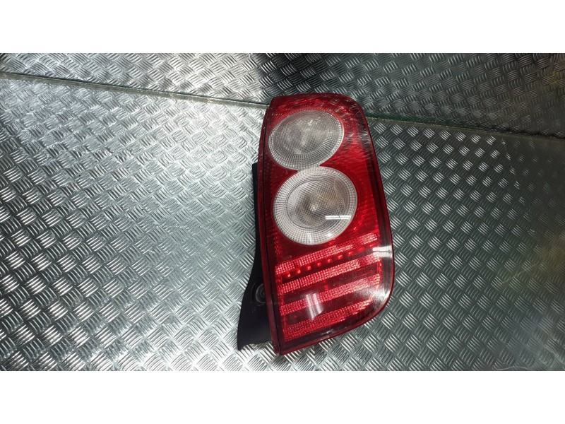 Recambio de piloto trasero derecho para nissan micra (k12e) acenta referencia OEM IAM   