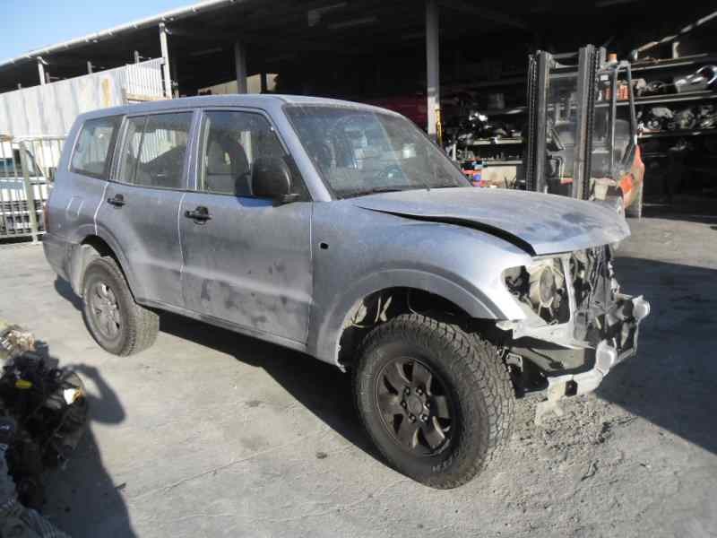 mitsubishi montero (v60/v70) del año 2004