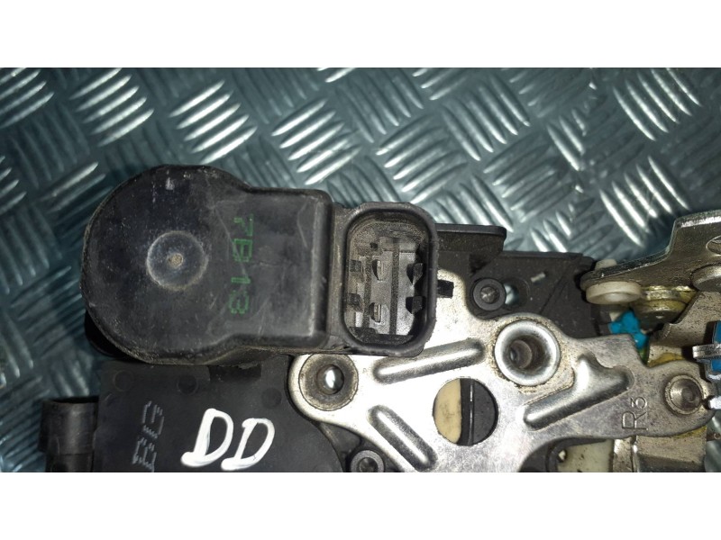 Recambio de cerradura puerta delantera derecha para chevrolet lacetti cdx referencia OEM IAM A046818  