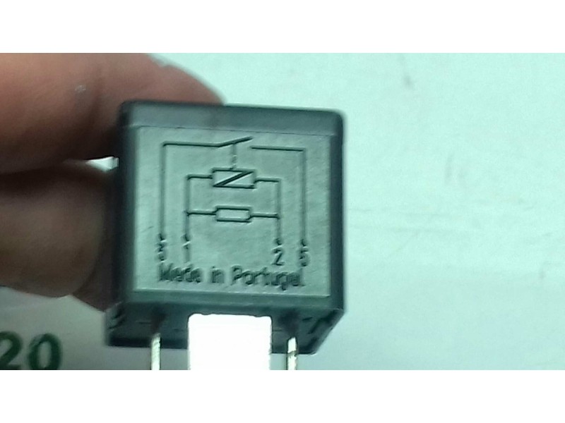 Recambio de rele para volkswagen golf iv berlina (1j1) referencia OEM IAM 7M0951253A 10K705CA REDCION CARGA 100