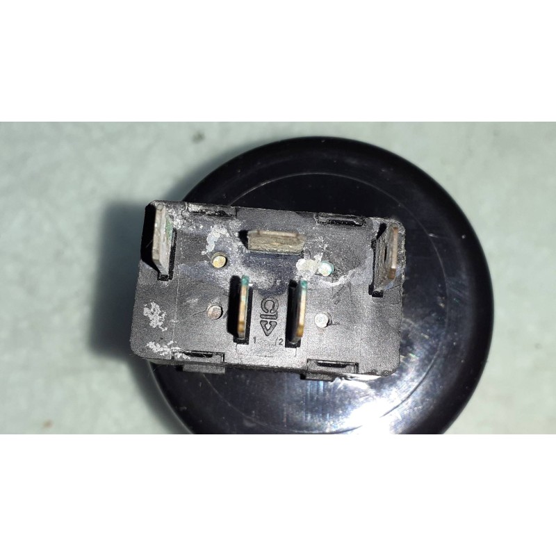 Recambio de mando elevalunas delantero derecho para porsche boxster (typ 986) 2.5 cat referencia OEM IAM 99661315100  CONECTOR 5