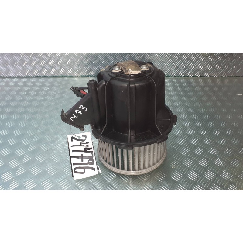 Recambio de ventilador calefaccion para audi a4 ber. (b8) básico referencia OEM IAM 8K1820021 K6193 K6193007