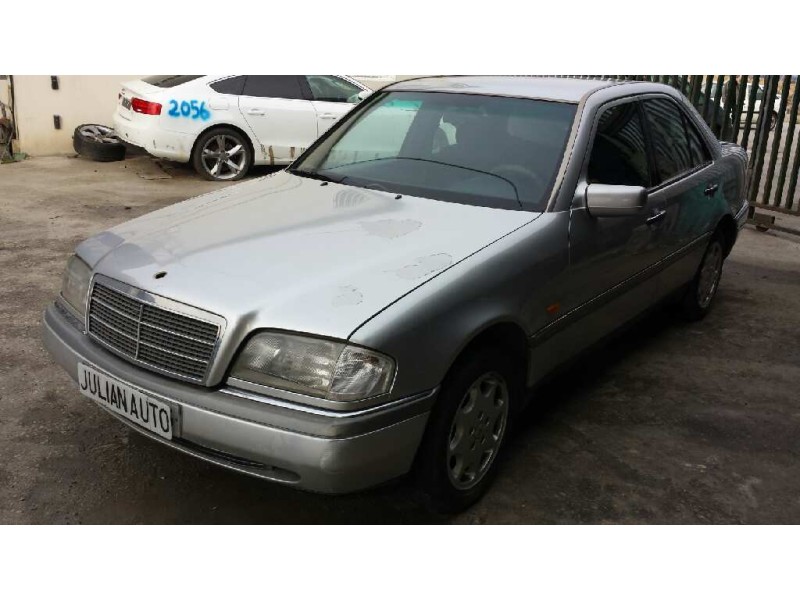 mercedes-benz clase c (w202) berlina del año 2000