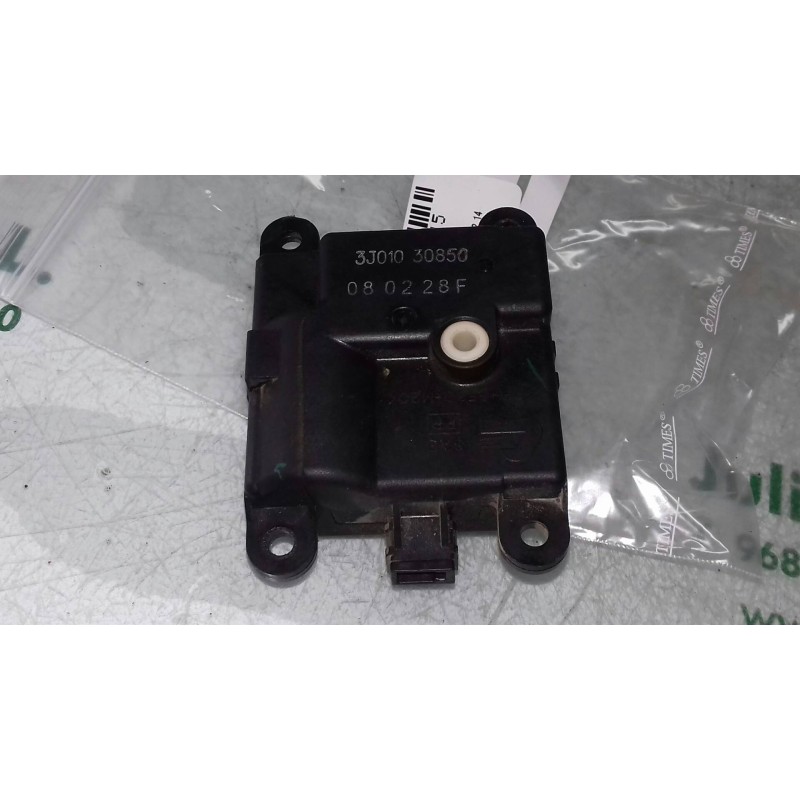 Recambio de motor calefaccion para nissan x-trail (t31) le referencia OEM IAM 3J01030850 080228F 3 PINES