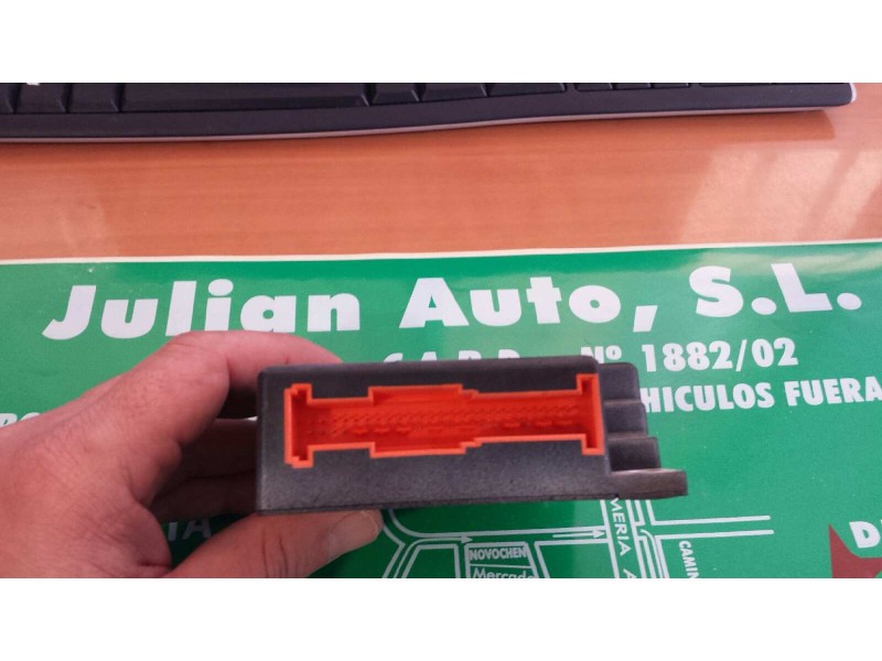 Recambio de centralita airbag para citroen c2 collection referencia OEM IAM 9661532780  