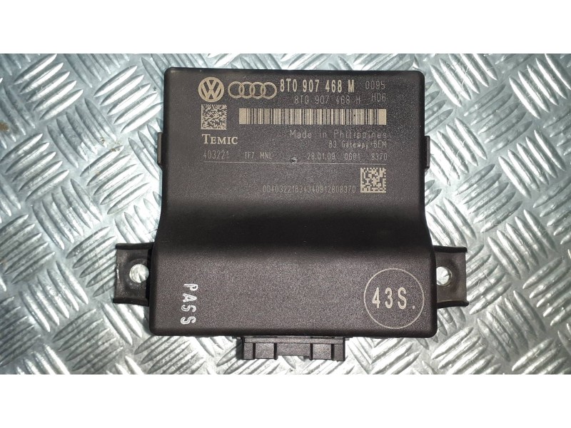 Recambio de modulo electronico para audi a4 ber. (b8) básico referencia OEM IAM 8T0907468M 8T0907468H GATEWAY