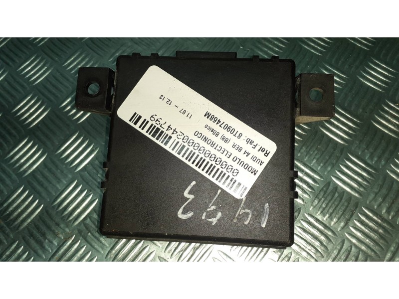 Recambio de modulo electronico para audi a4 ber. (b8) básico referencia OEM IAM 8T0907468M 8T0907468H GATEWAY