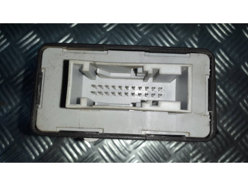 Recambio de centralita luces para audi a4 ber. (b8) básico referencia OEM IAM 8K590735700 00837914AA ALTURA FAROS