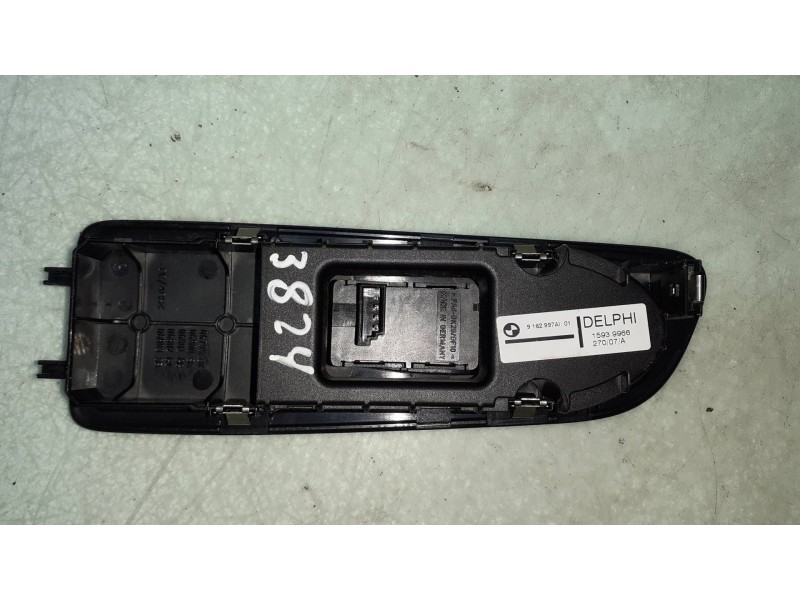 Recambio de mando elevalunas delantero derecho para bmw serie 1 berlina (e81/e87) 118d referencia OEM IAM 9162997A 15939966 