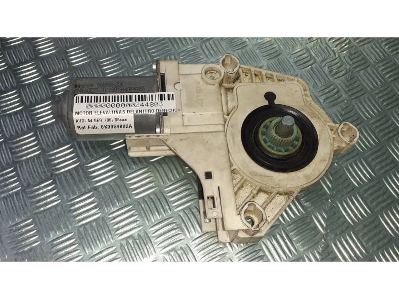 Recambio de motor elevalunas delantero derecho para audi a4 ber. (b8) básico referencia OEM IAM 8K0959802A 966934200 11019655752