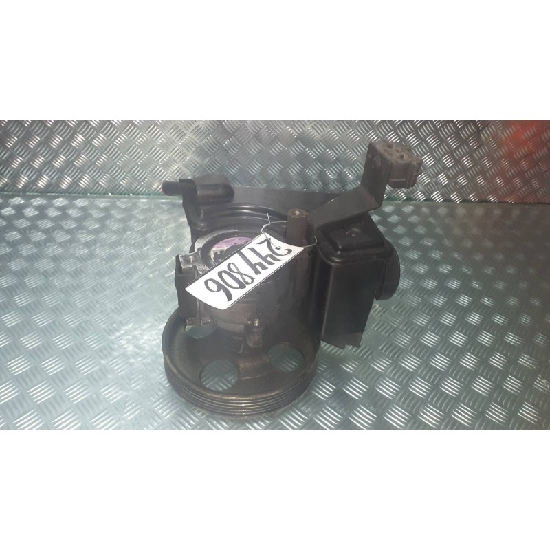 Recambio de bomba direccion para peugeot 206 berlina xr referencia OEM IAM 9636868880 26079884 05306201