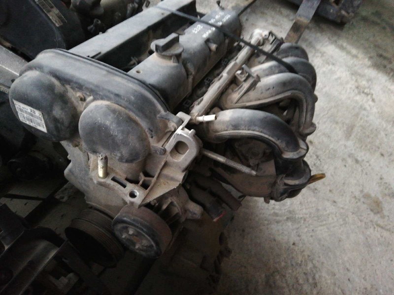 Recambio de motor completo para ford focus berlina (cap) ghia referencia OEM IAM HWDA 5J19831M 