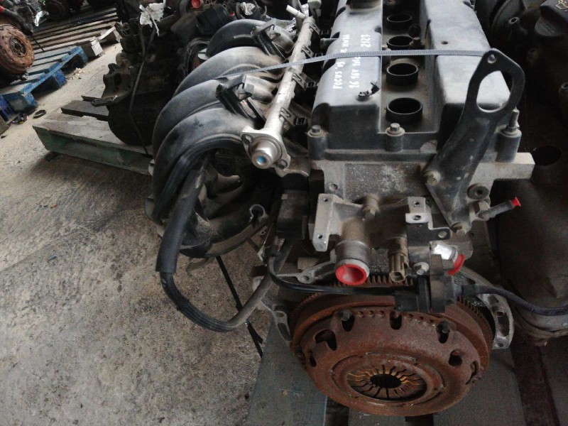 Recambio de motor completo para ford focus berlina (cap) ghia referencia OEM IAM HWDA 5J19831M 