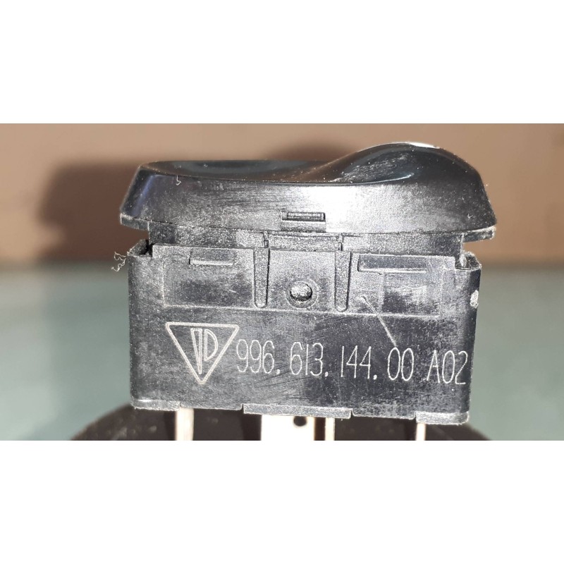 Recambio de interruptor para porsche boxster (typ 986) 2.5 cat referencia OEM IAM 99661314400 CIERRE CENTRALIZADO CONECTOR 5 PIN