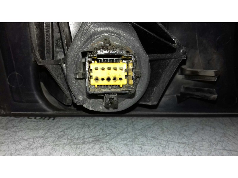 Recambio de retrovisor izquierdo para renault megane ii classic berlina dynamique referencia OEM IAM 8200219925 12353060 ELECTRI