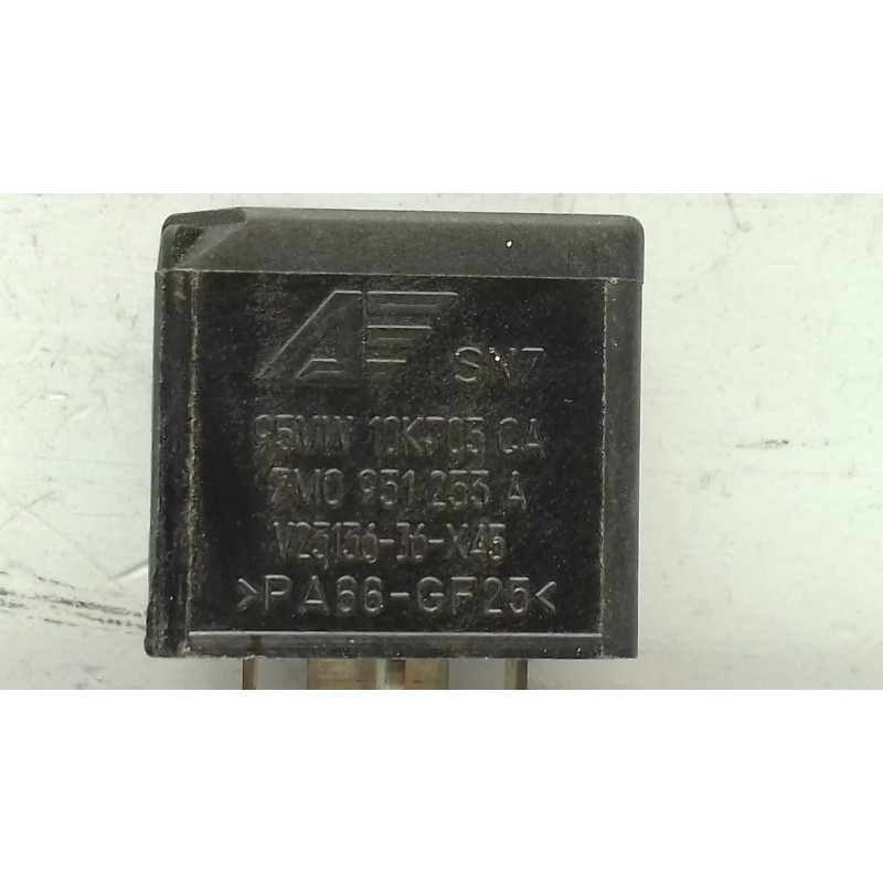Recambio de rele para seat leon (1m1) 1.6 16v referencia OEM IAM 7M0951253A REDUCCION D CARGA RELE 100