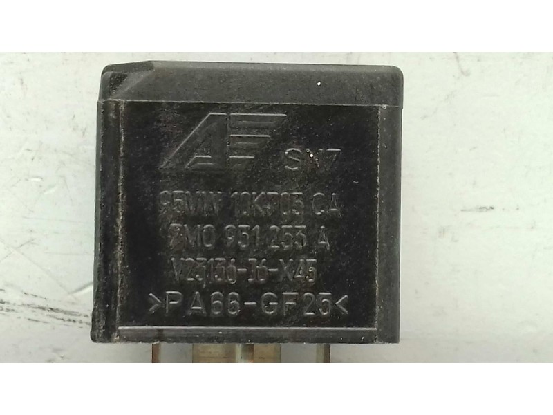 Recambio de rele para seat leon (1m1) 1.6 16v referencia OEM IAM 7M0951253A REDUCCION D CARGA RELE 100