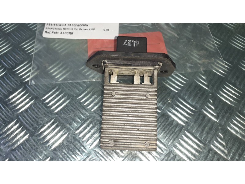 Recambio de resistencia calefaccion para ssangyong rodius xdi deluxe 4wd referencia OEM IAM A100RR CONECTOR 3 PINES 