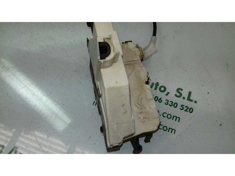 Recambio de cerradura puerta delantera derecha para peugeot 308 sport referencia OEM IAM 567147 A01545 6 PINES