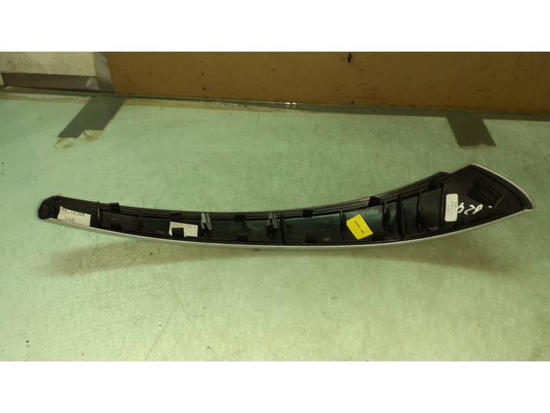Recambio de moldura para bmw serie 1 berlina (e81/e87) 118d referencia OEM IAM   