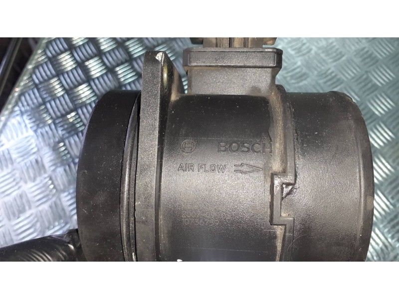 Recambio de caudalimetro para ssangyong rodius xdi deluxe 4wd referencia OEM IAM A6650943148 0280218199 F00C2G7025