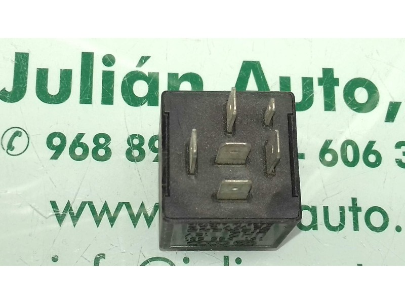 Recambio de rele para volkswagen polo berlina (6n2) 1.4 referencia OEM IAM 191955531 LIMPIAPARABRISAS RELE 19