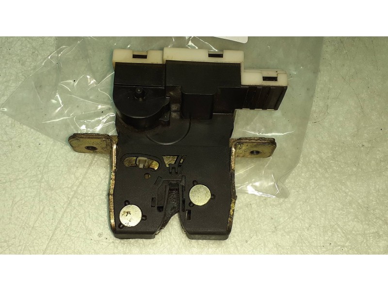 Recambio de cerradura maletero / porton para renault scenic (ja..) 1.9 dci authentique referencia OEM IAM  CONECTOR 4 PINES CRIS