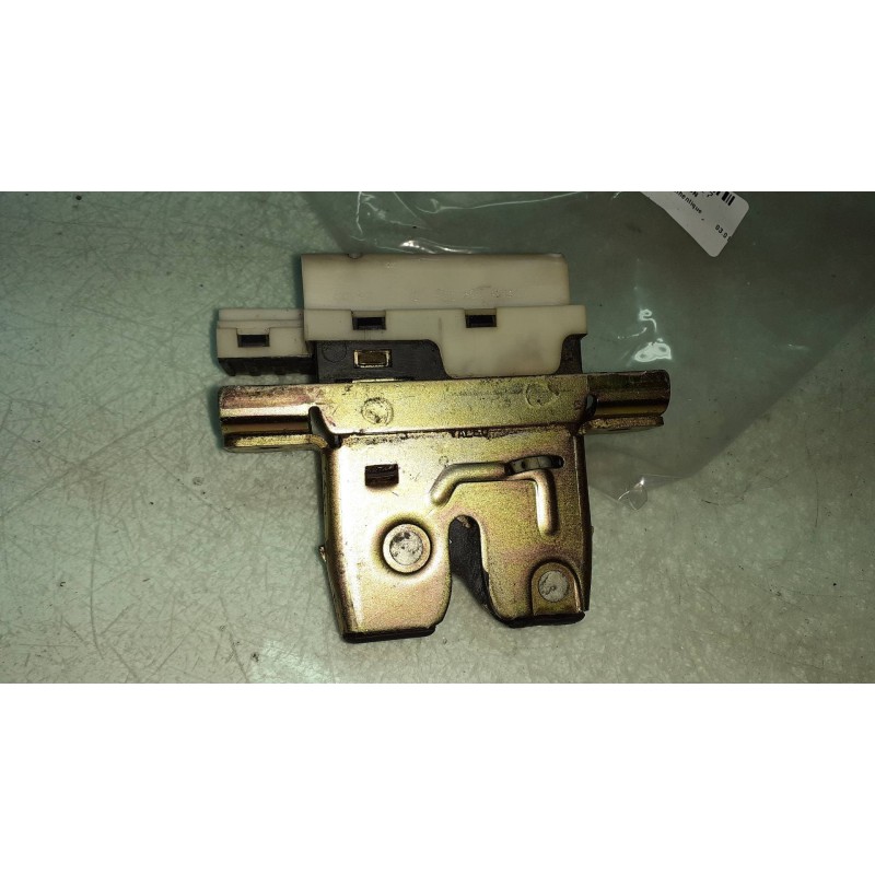 Recambio de cerradura maletero / porton para renault scenic (ja..) 1.9 dci authentique referencia OEM IAM  CONECTOR 4 PINES CRIS