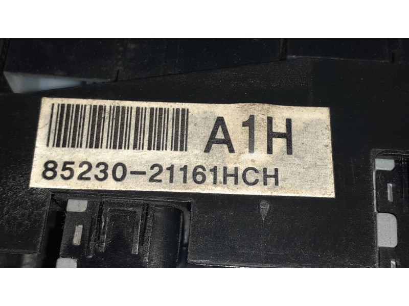 Recambio de warning para ssangyong rodius xdi deluxe 4wd referencia OEM IAM 8523021161HCH 8523021161 ANTINIEBLAS